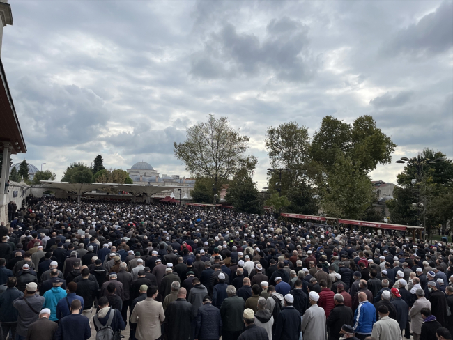 Özdemir Bayraktar’a veda: İHA VE SİHA’larını onurla kullandık